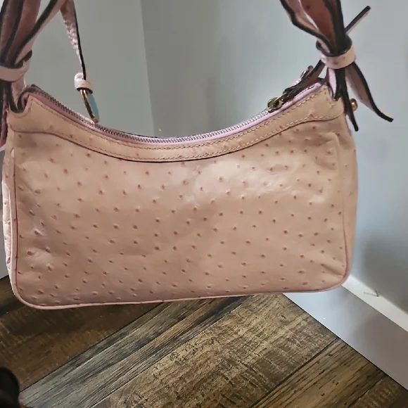 Dooney & Bourke Blush Pink Ostrich Leather Vintage Shoulder Bag - Picture 8 of 16